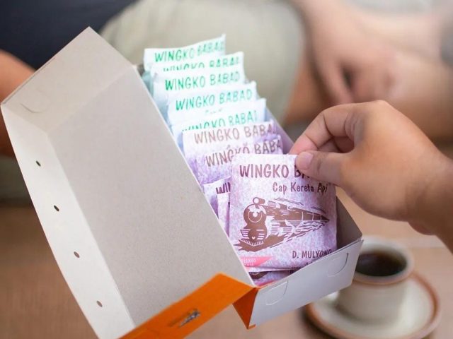 Wingko Babat Cap Kereta Api