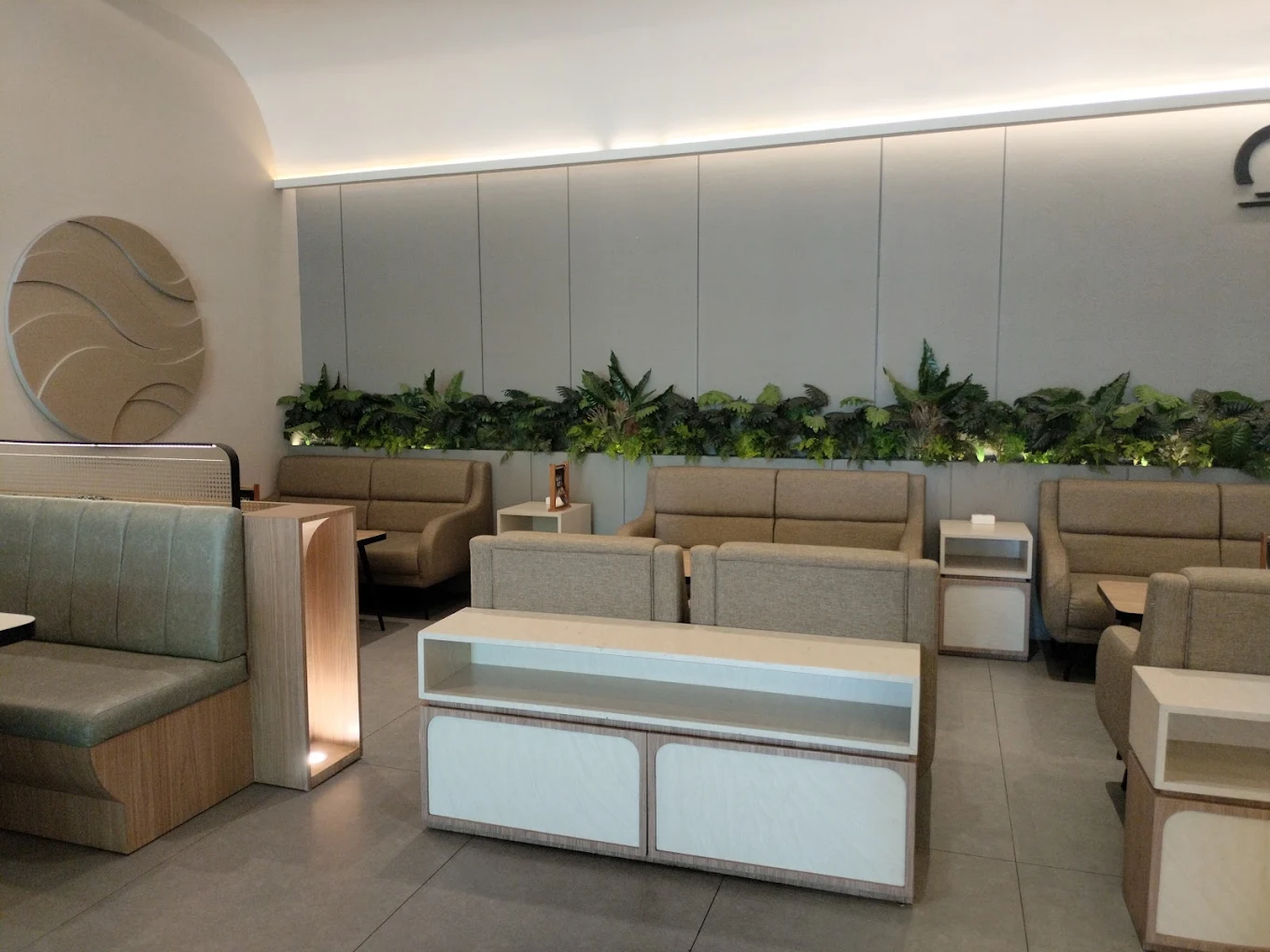 sofa flavor cafe