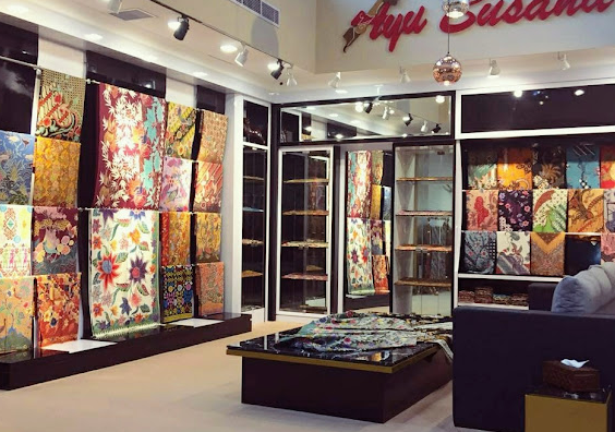 AYU BUSANA BATIK