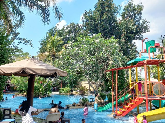 Gardenia Swimming Pool