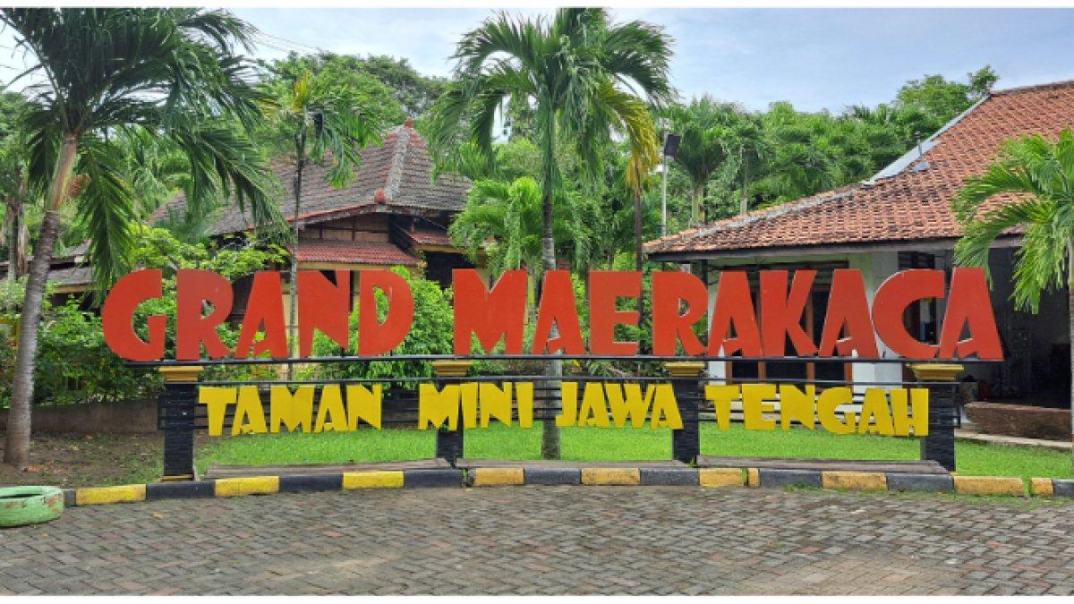 Grand Maerakaca Taman Mini Jawa Tengah