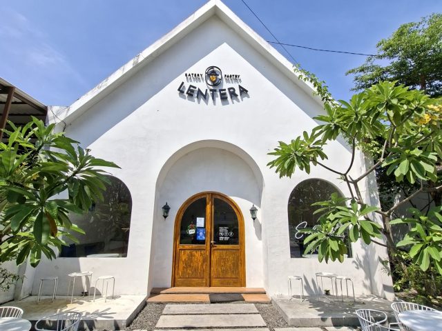 Lentera Eatery & Pastry Puri Anjasmoro