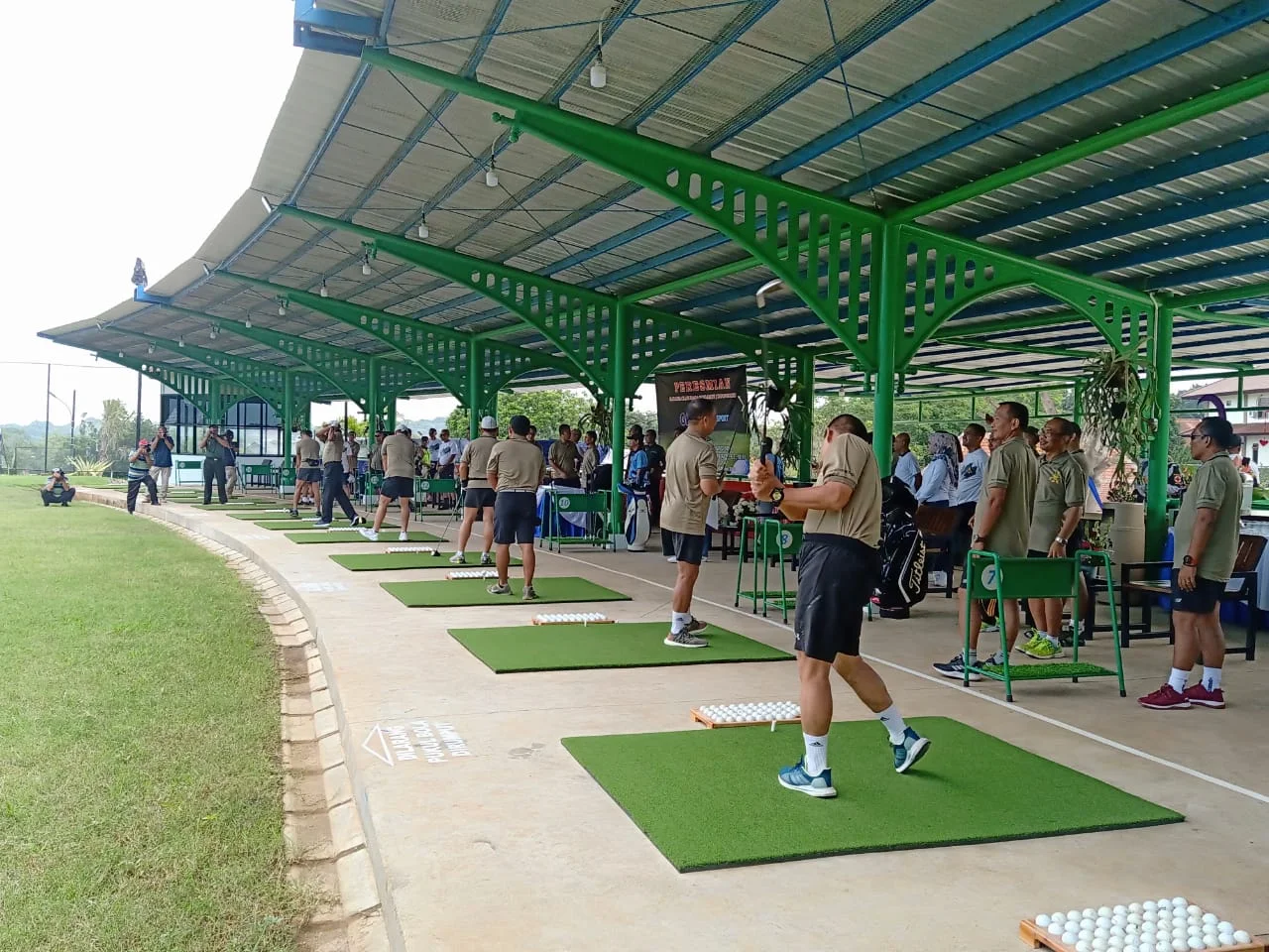 Lapangan Driving Golf Gatot Soebroto (Gatsoe)